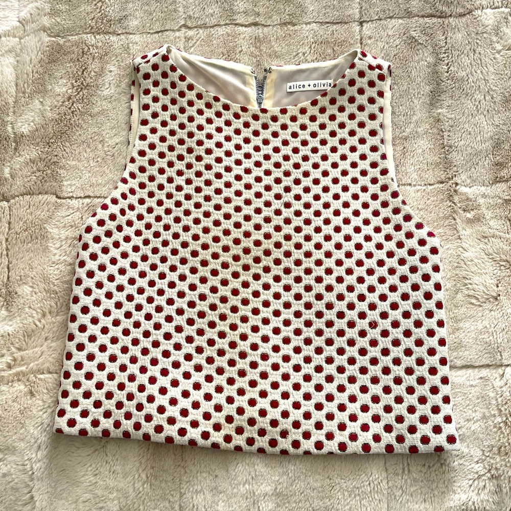 Alice and Olivia cropped shell too